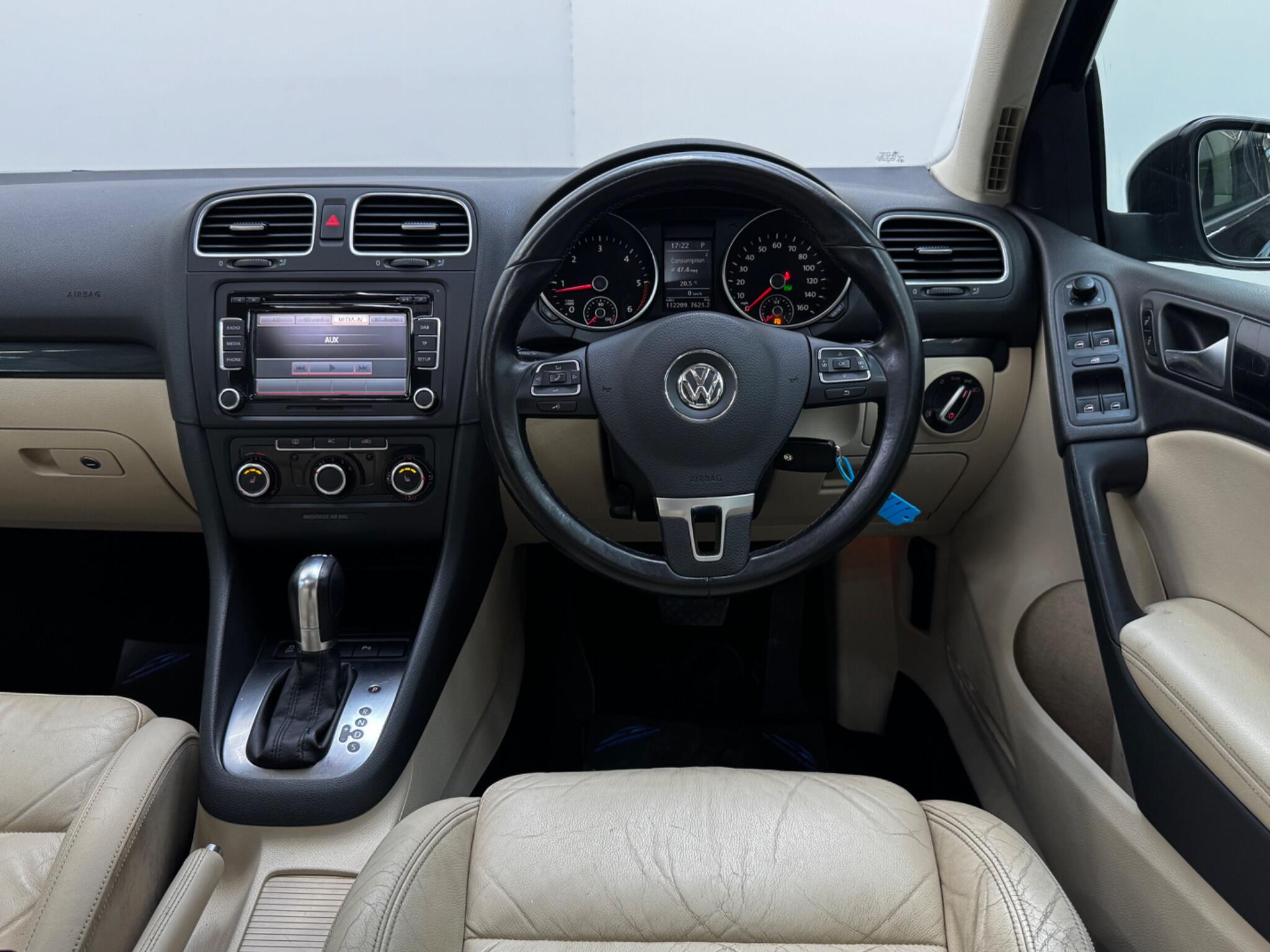 Volkswagen Golf view 10