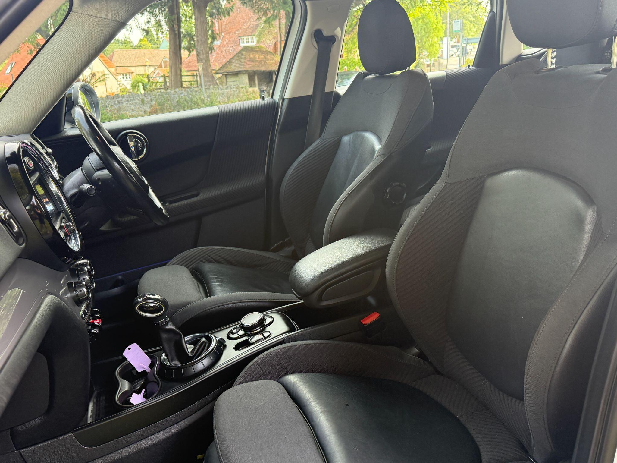 Mini Countryman view 51