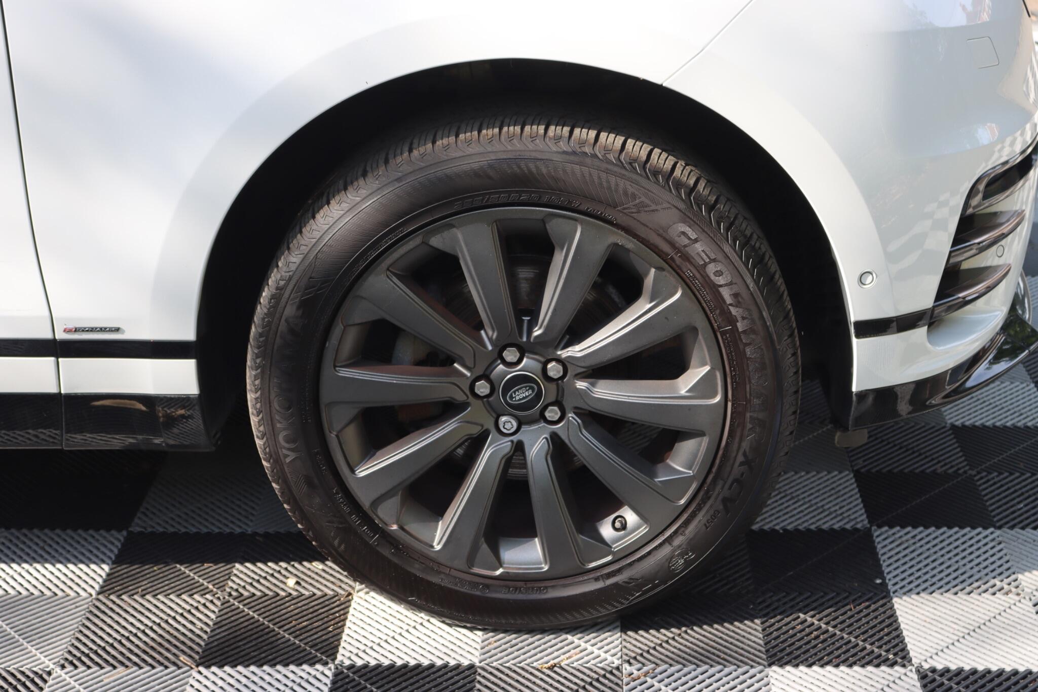 Land Rover Range Rover Velar view 25