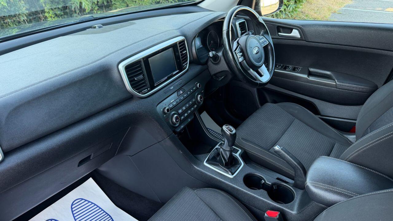 Kia Sportage view 8
