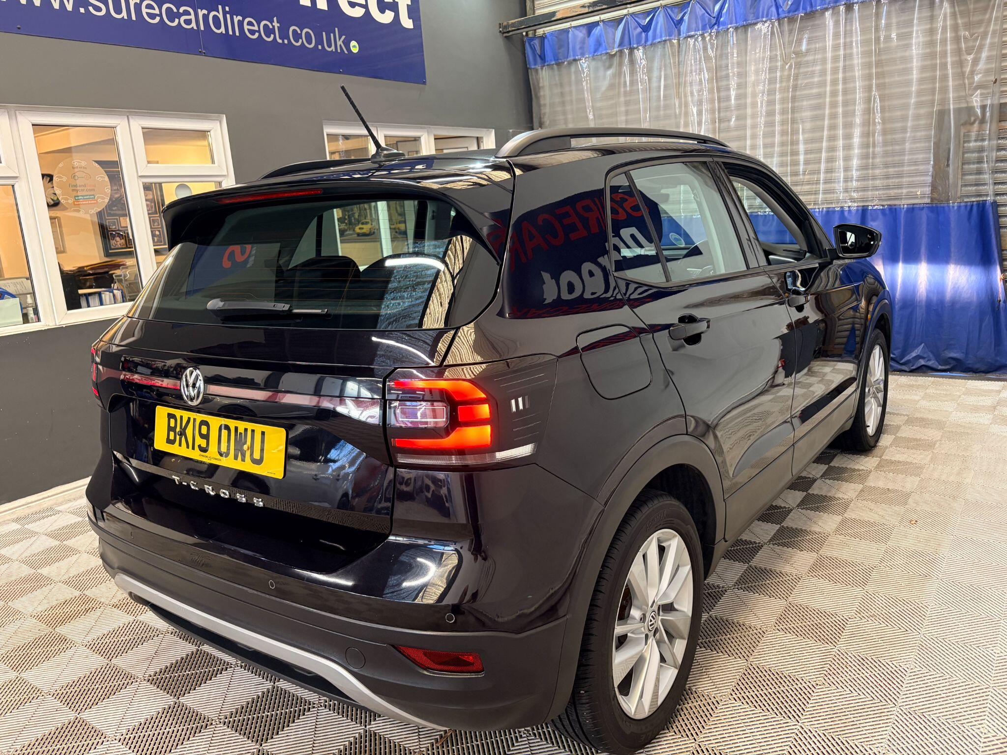 Volkswagen T-Cross view 10