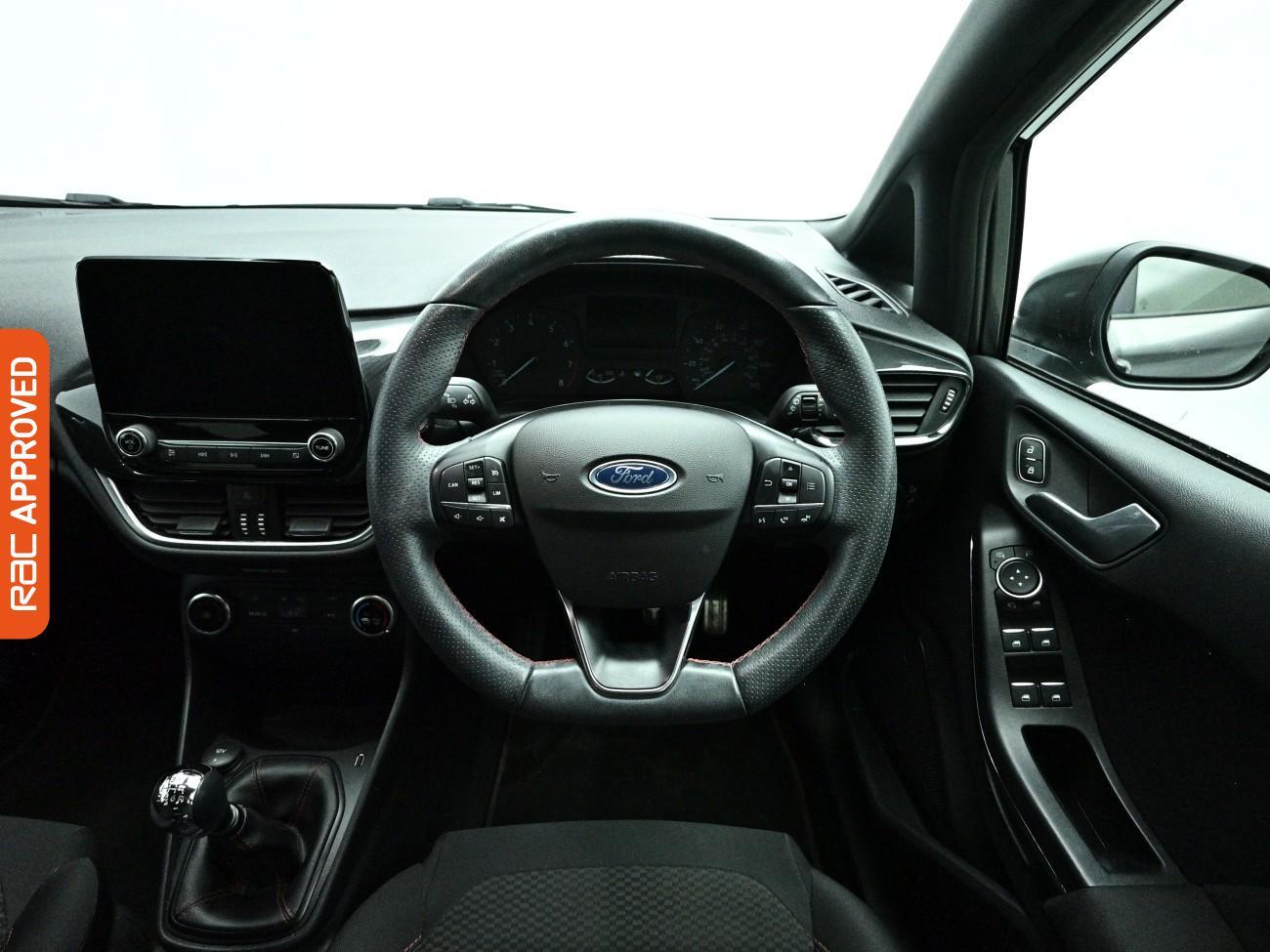 Ford Fiesta view 9