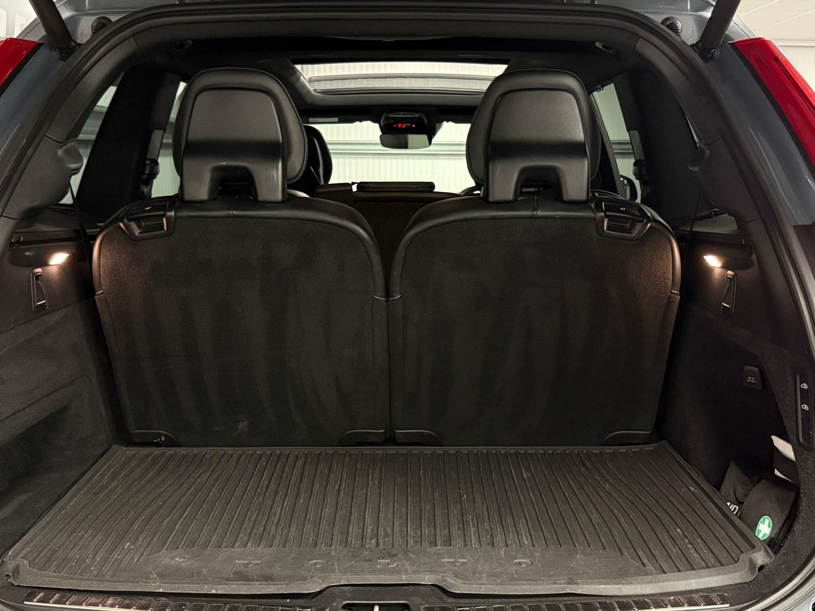 Volvo XC90 view 39