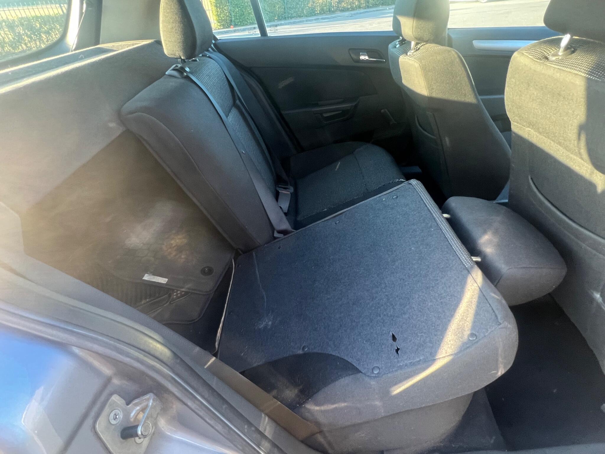 Vauxhall Astra view 15