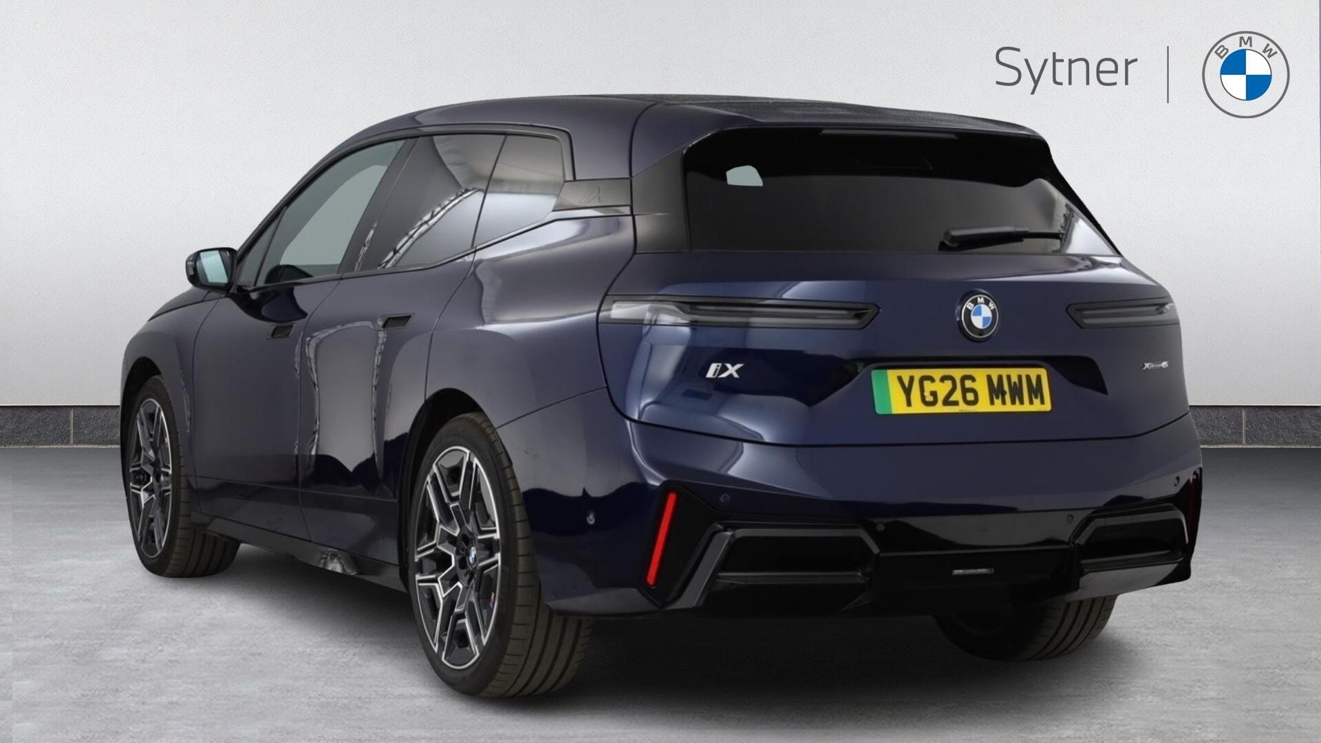 BMW iX view 2