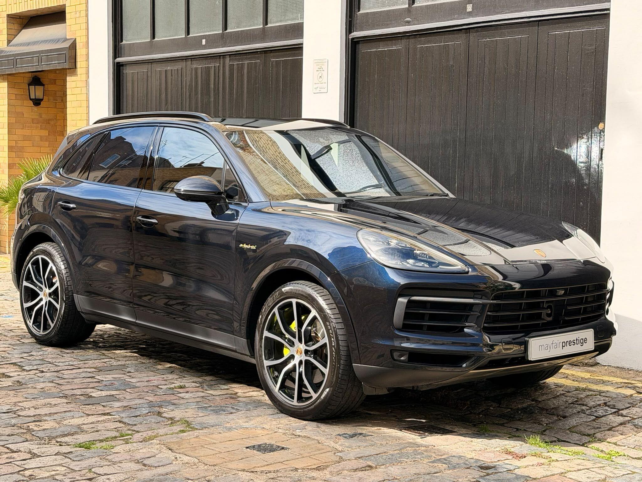 Porsche Cayenne view 5