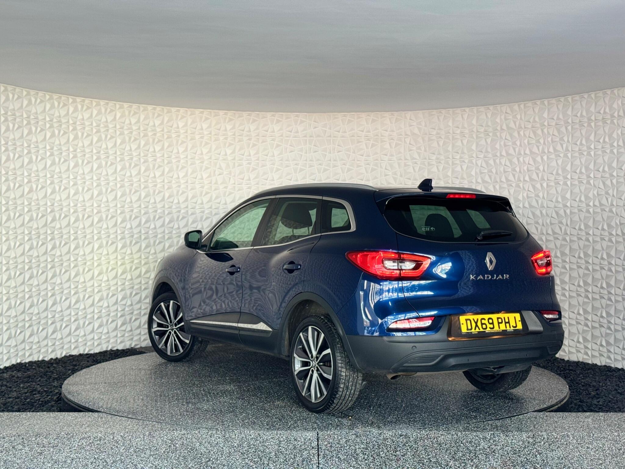 Renault Kadjar view 3