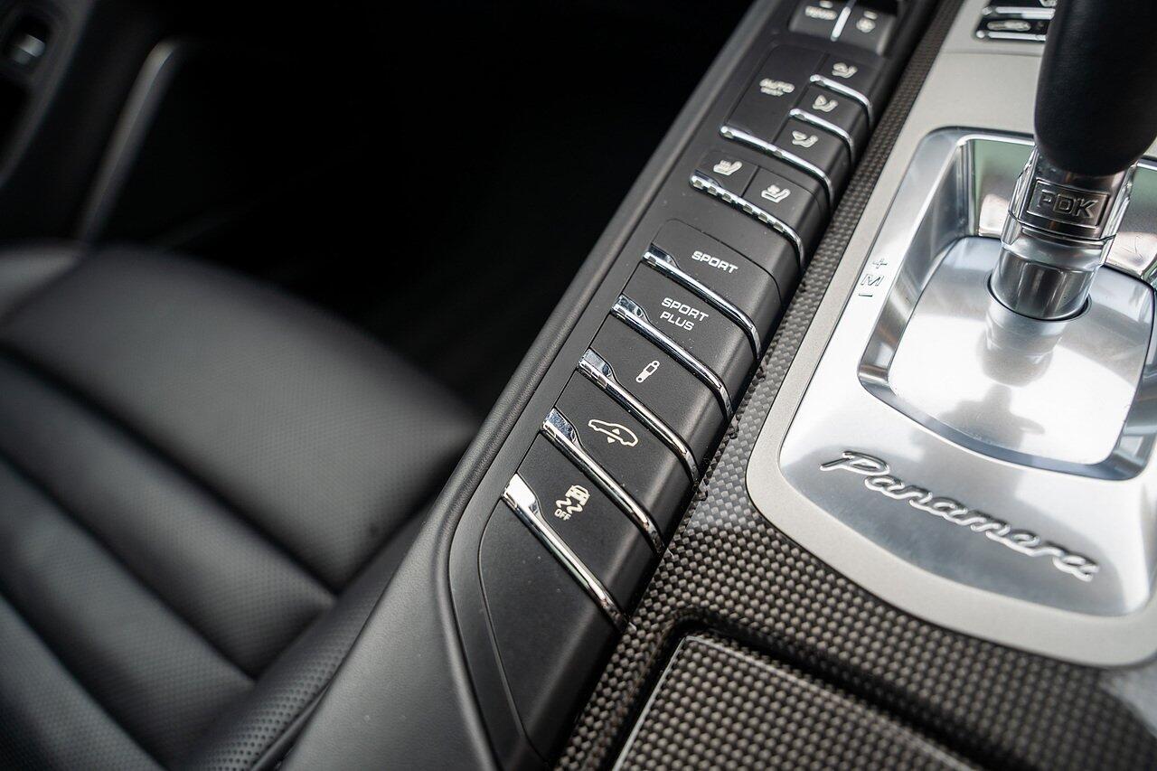 Porsche Panamera view 53