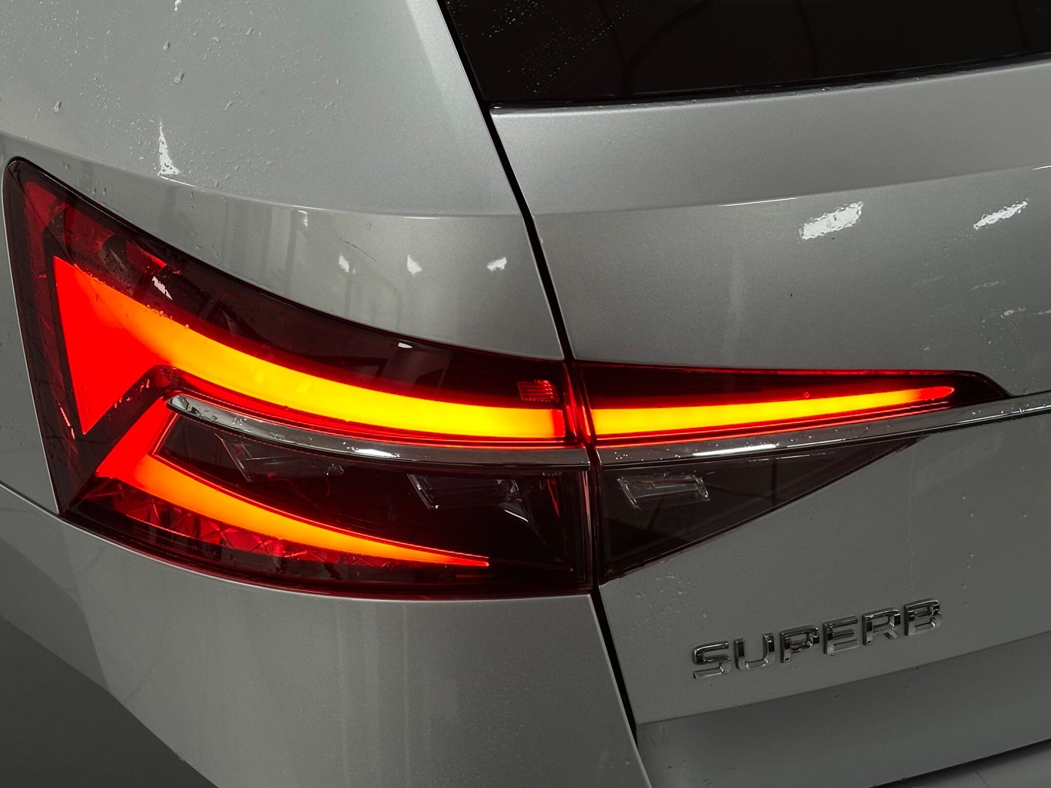 Skoda Superb view 43