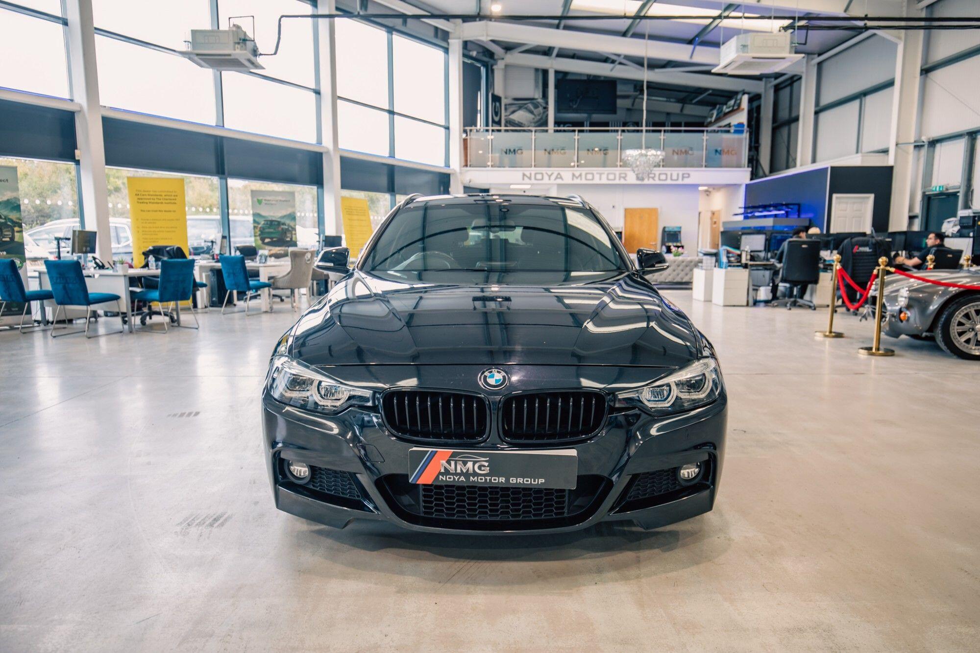 BMW 3 Series view 20