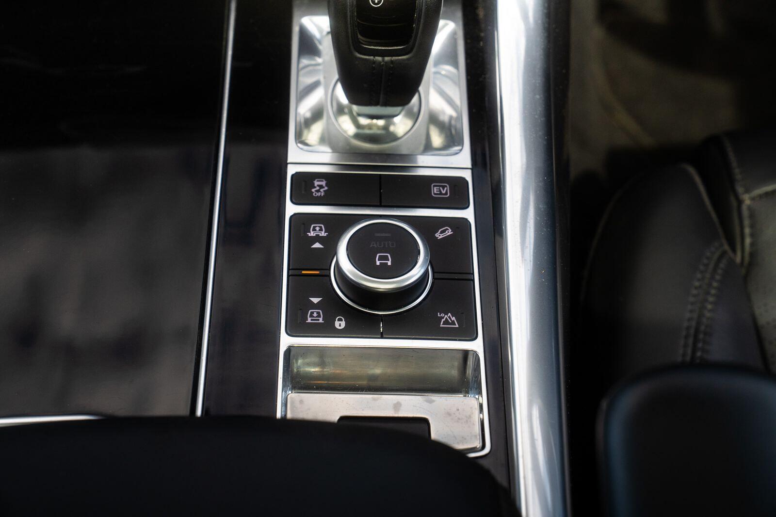 Land Rover Range Rover Sport view 36