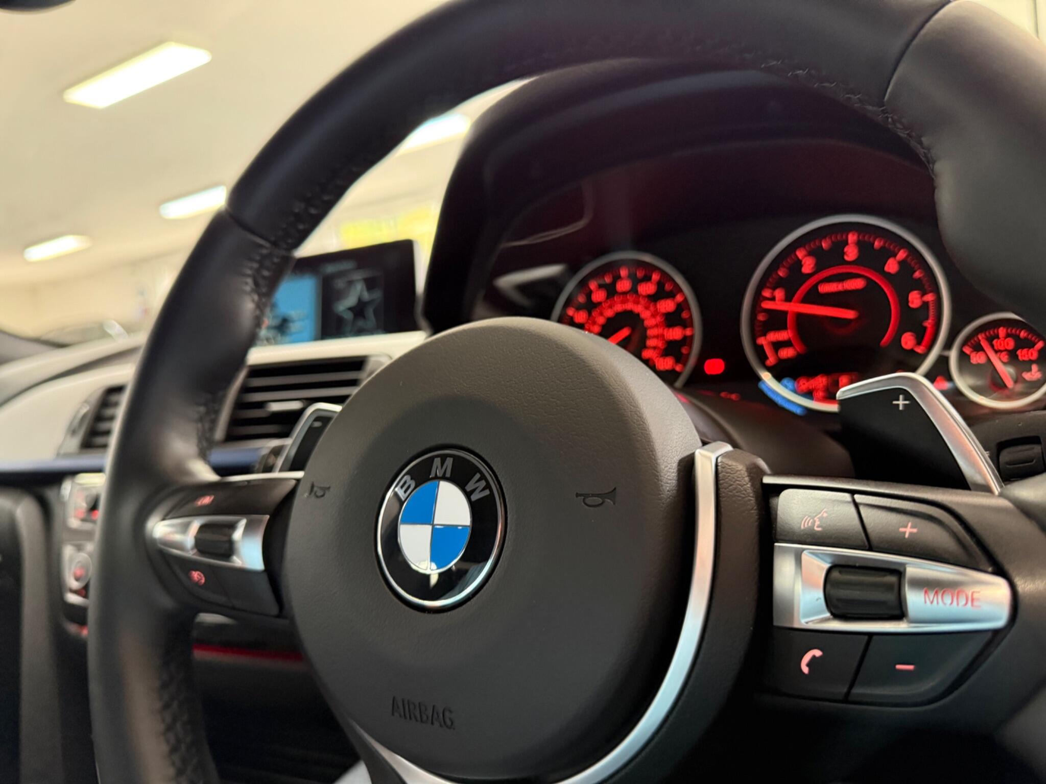 BMW 3 Series view 18