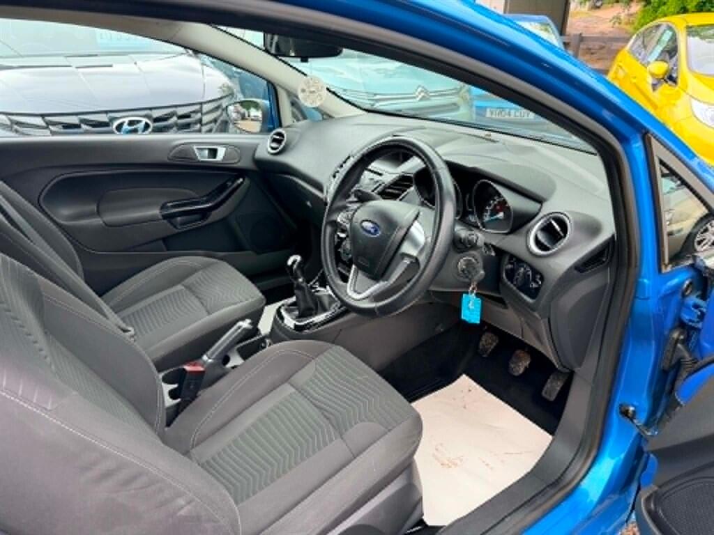 Ford Fiesta view 8