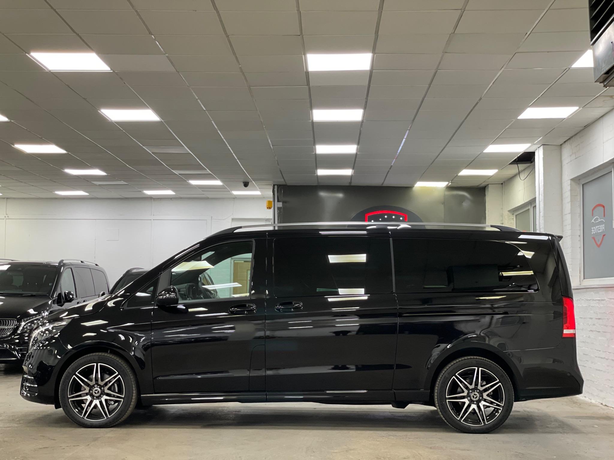 Mercedes-Benz V-Class view 30