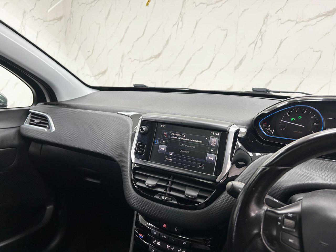 Peugeot 2008 view 16