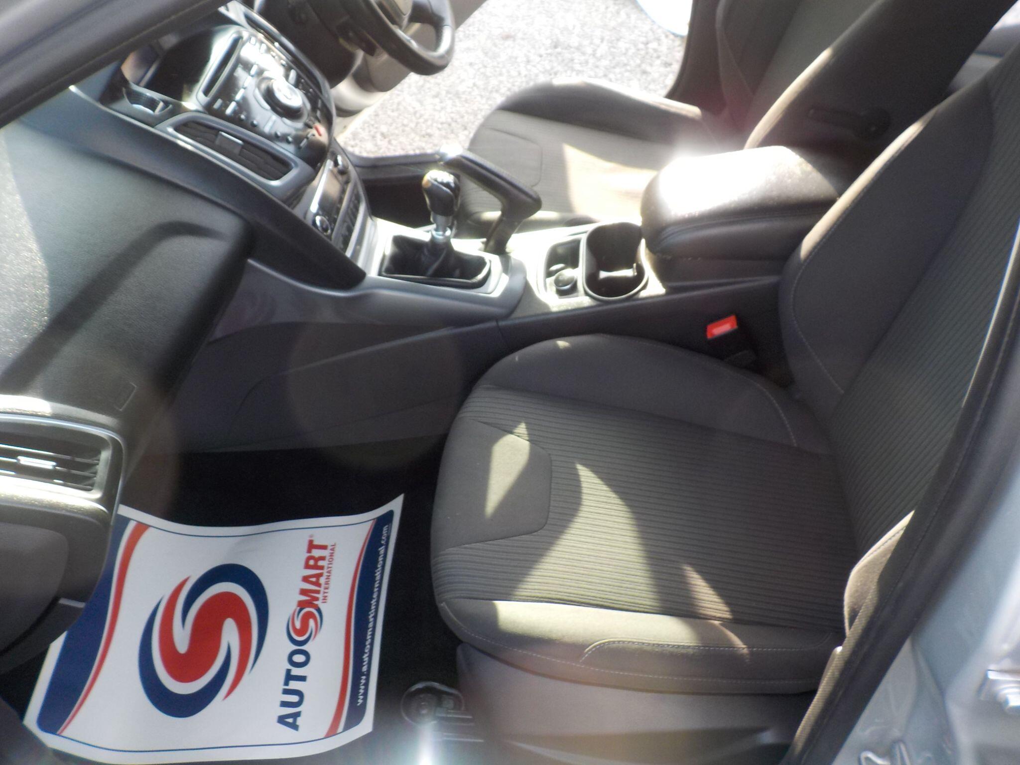 Ford Focus 1.6 TDCi Titanium Euro 5 (s/s) 5dr