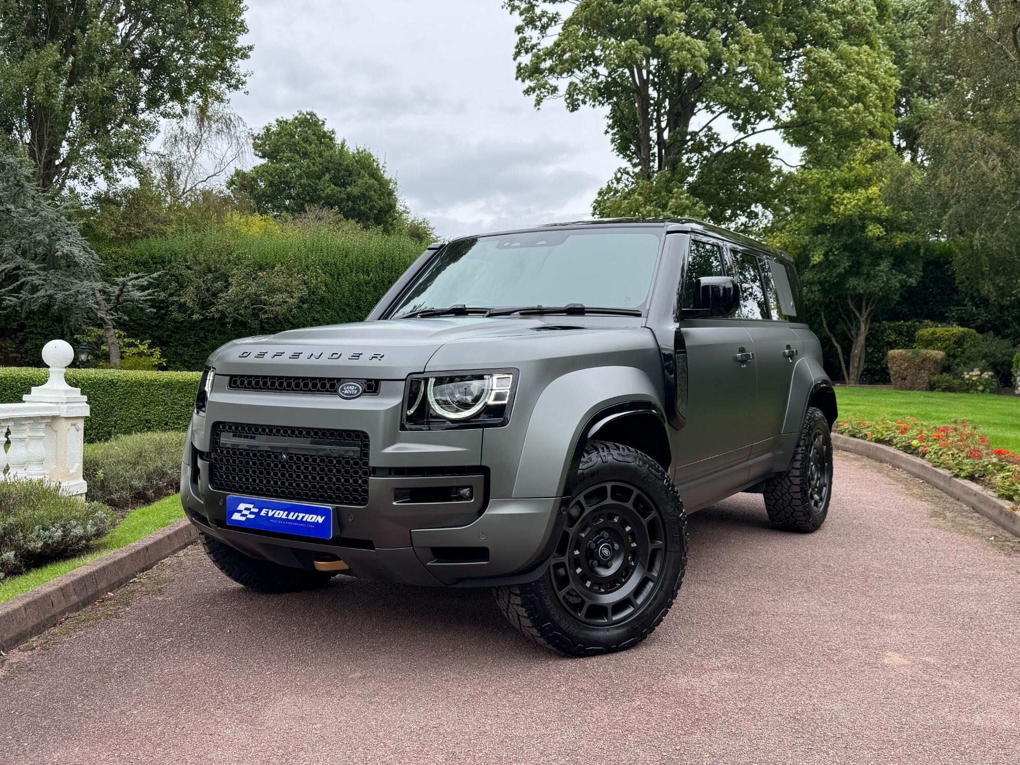 Land Rover Defender 110 main image