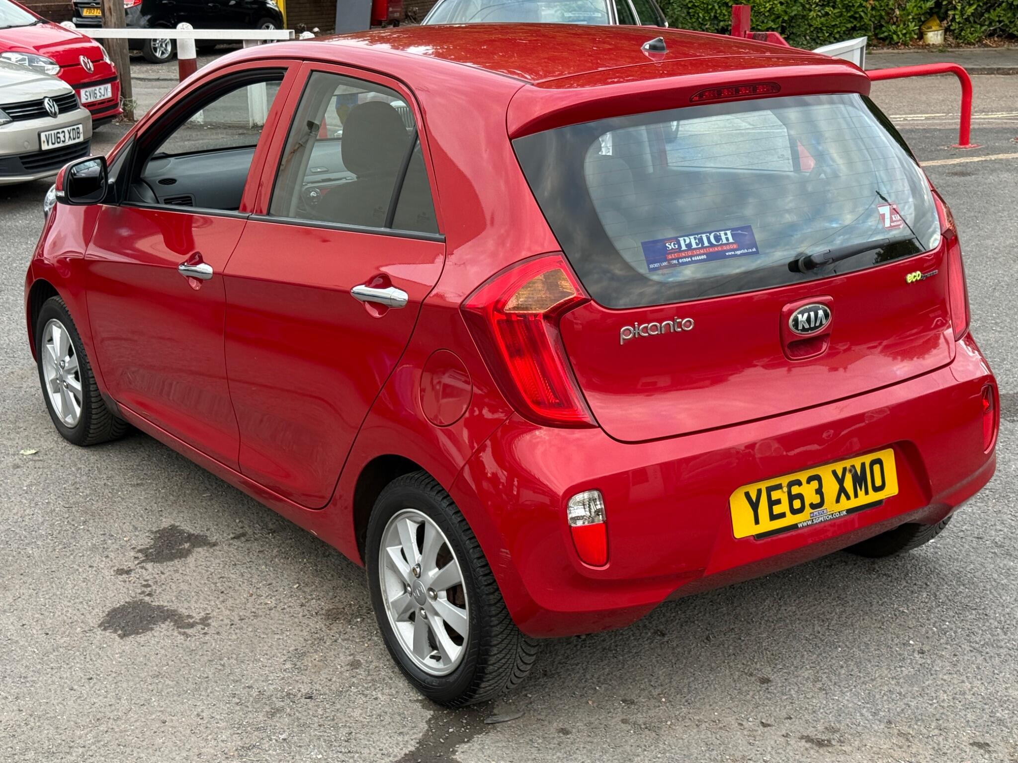 Kia Picanto - Image 12