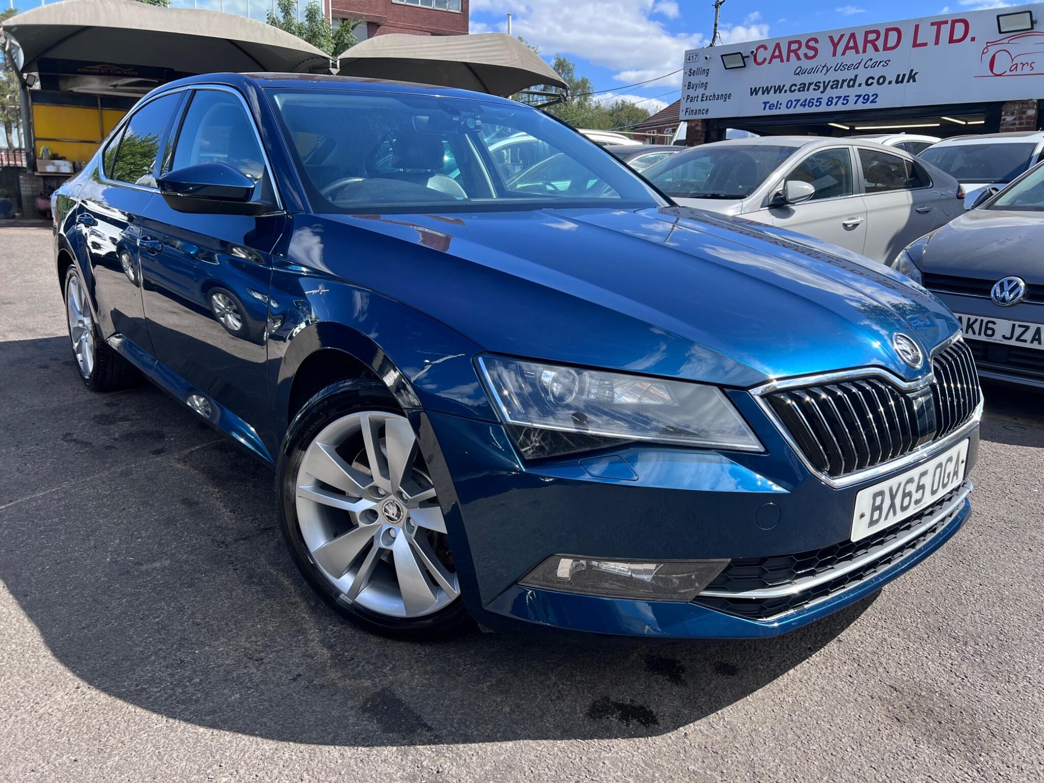 Skoda Superb view 4