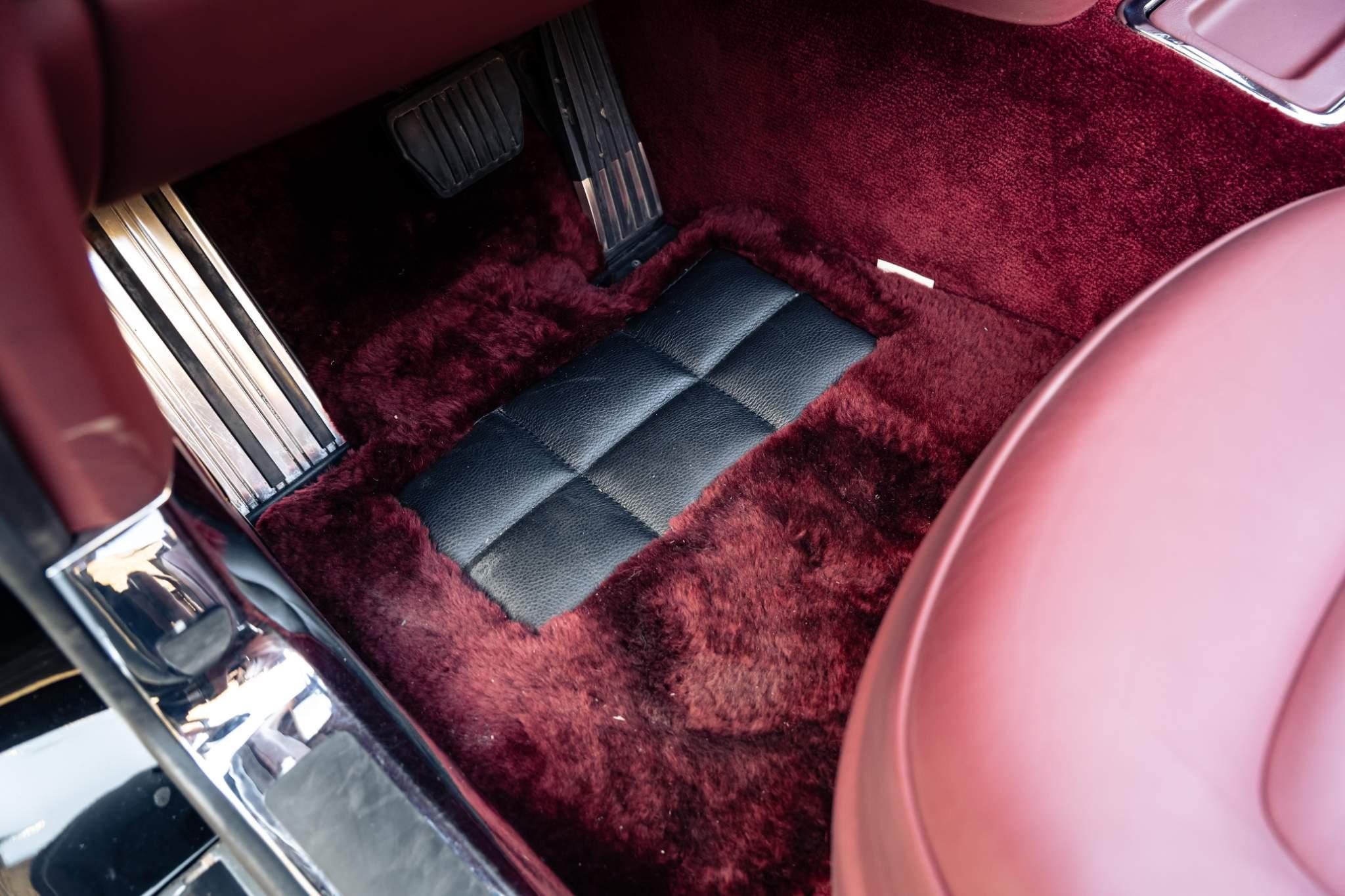 Rolls-Royce Phantom view 44