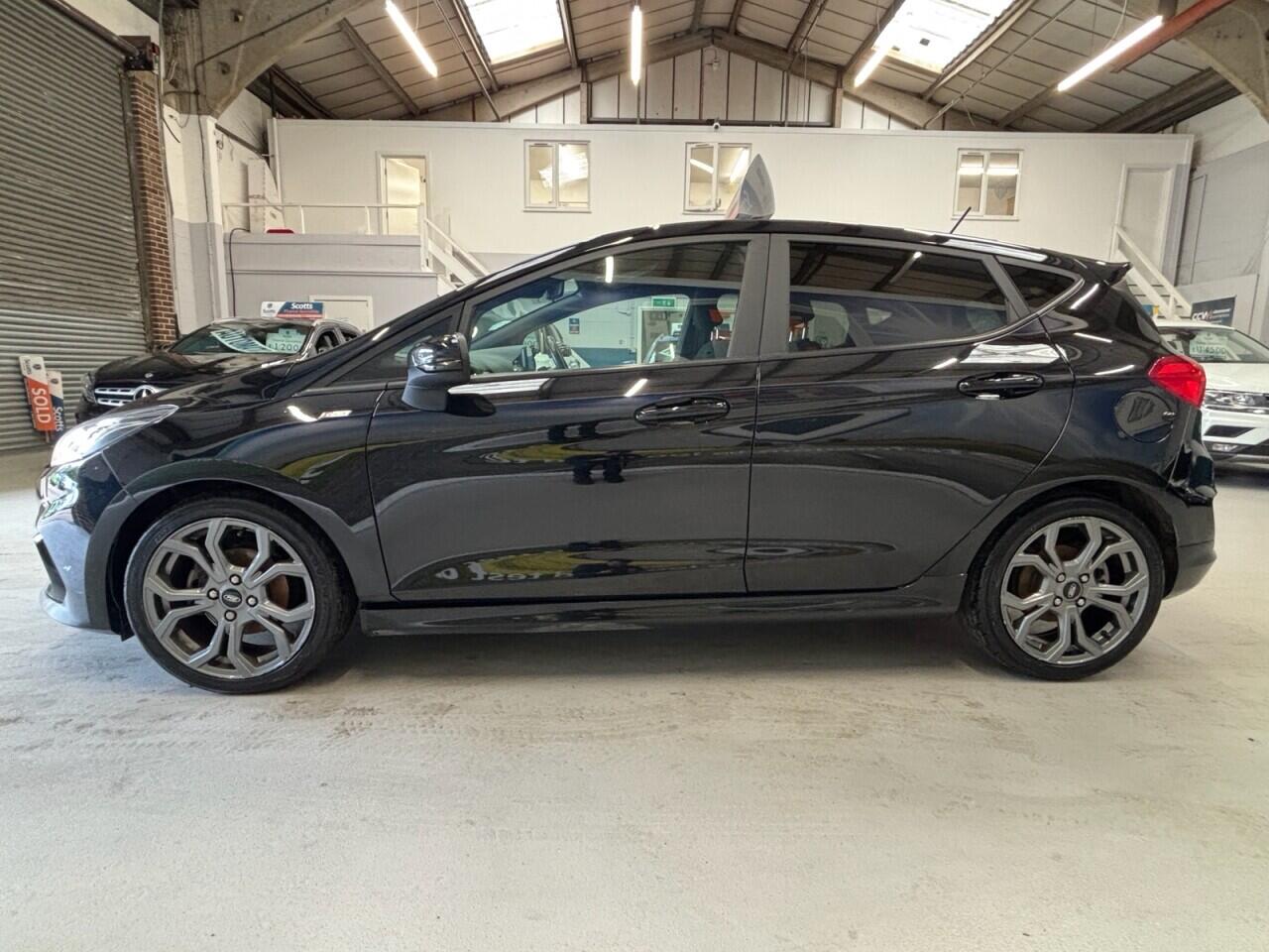 Ford Fiesta view 8
