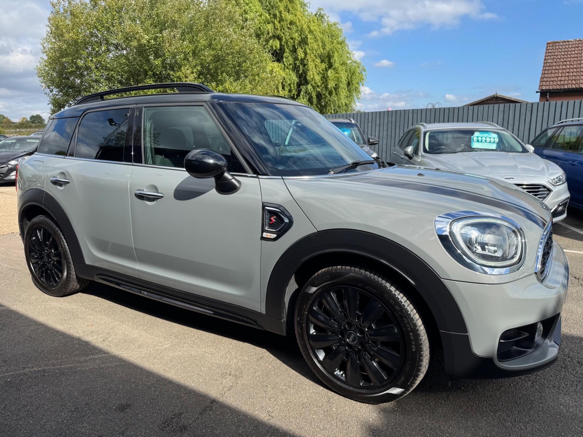 Mini Countryman view 6