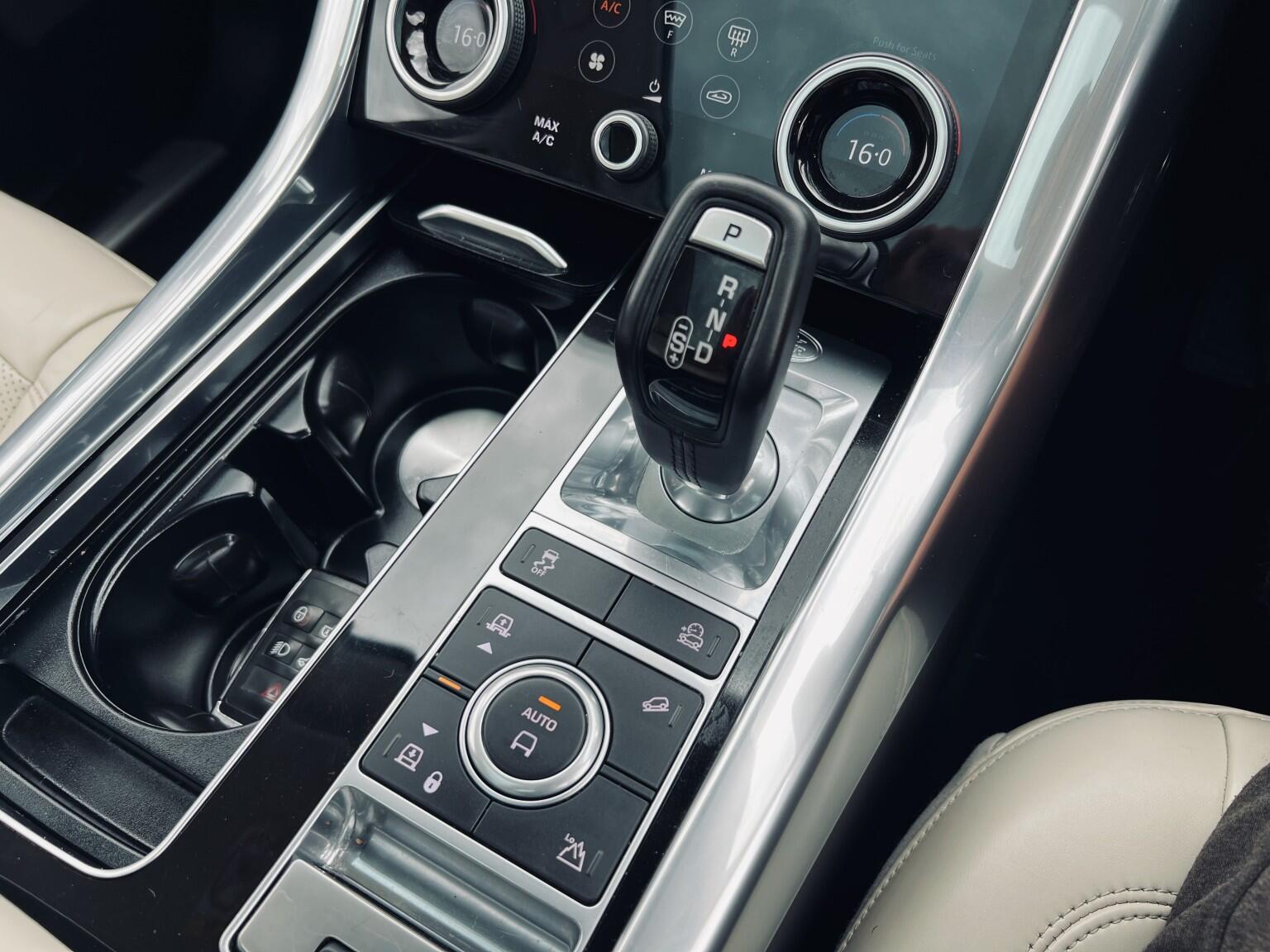 Land Rover Range Rover Sport view 23