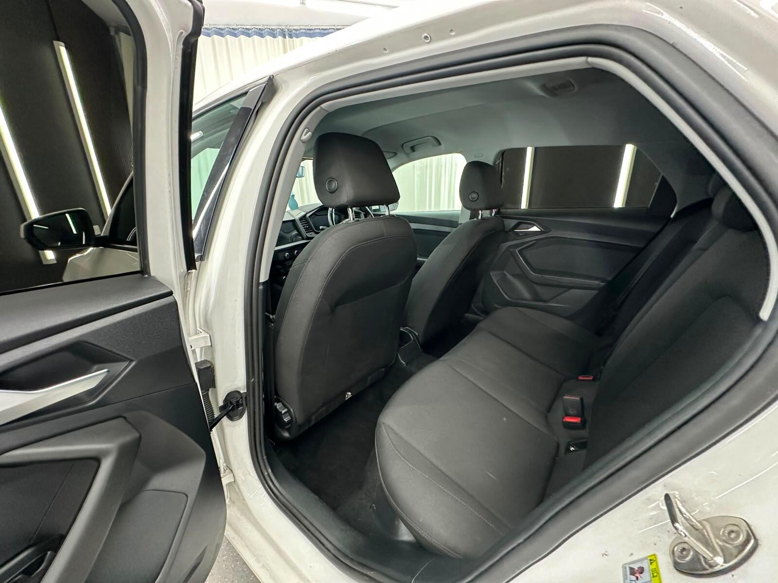 Audi A1 view 30