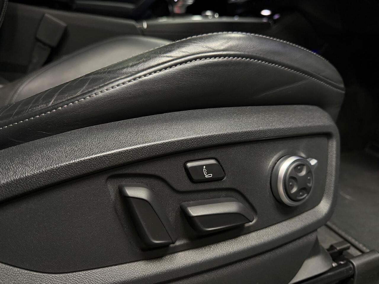 Audi SQ5 view 26