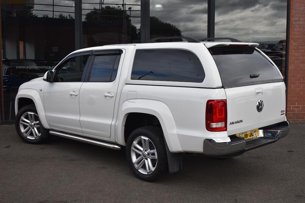 Volkswagen Amarok view 2