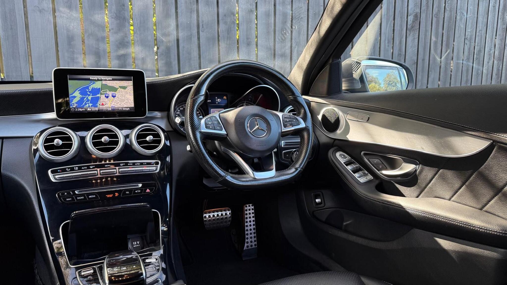 Mercedes-Benz C-Class view 14