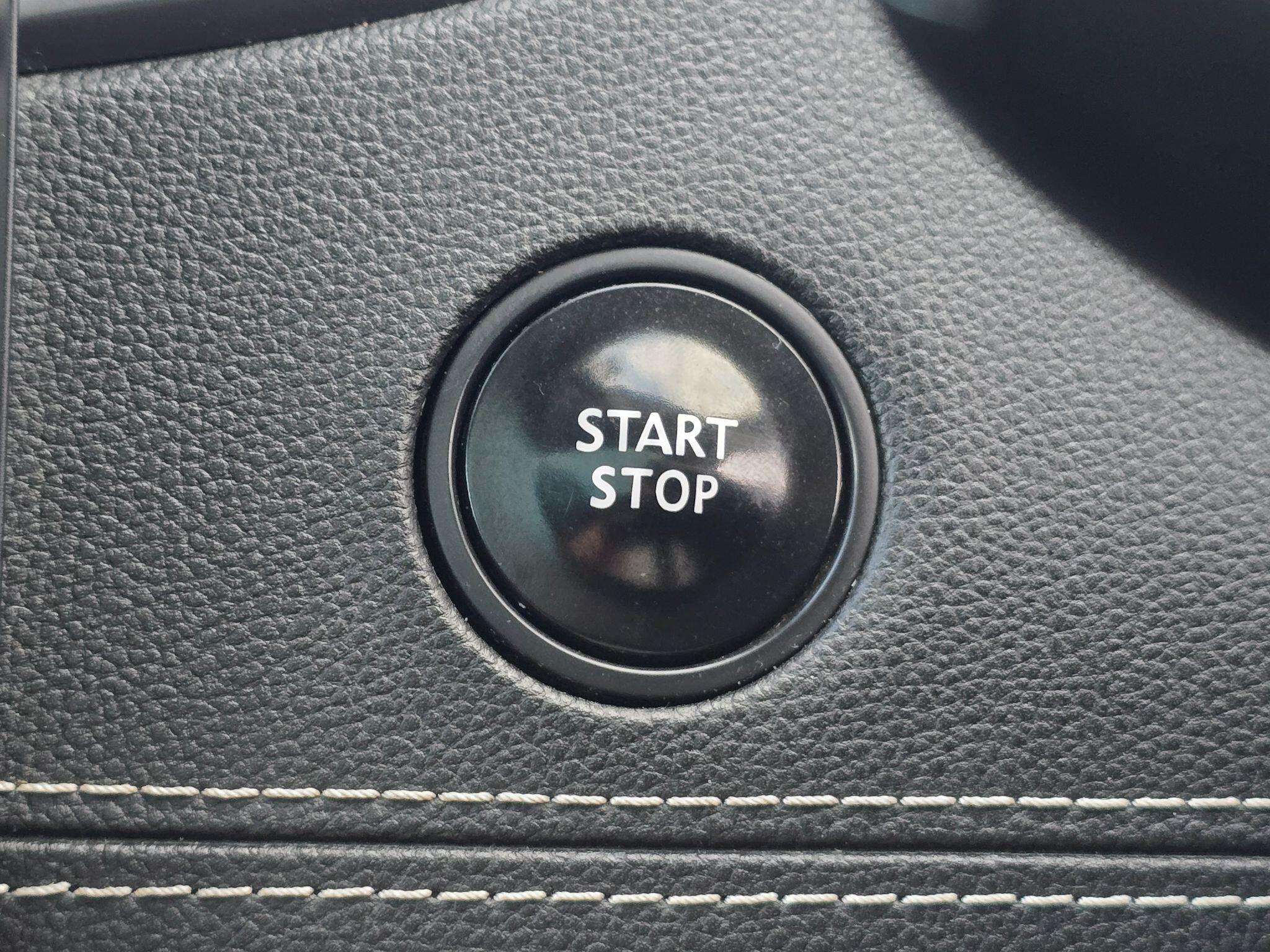 Renault Grand Scenic view 23