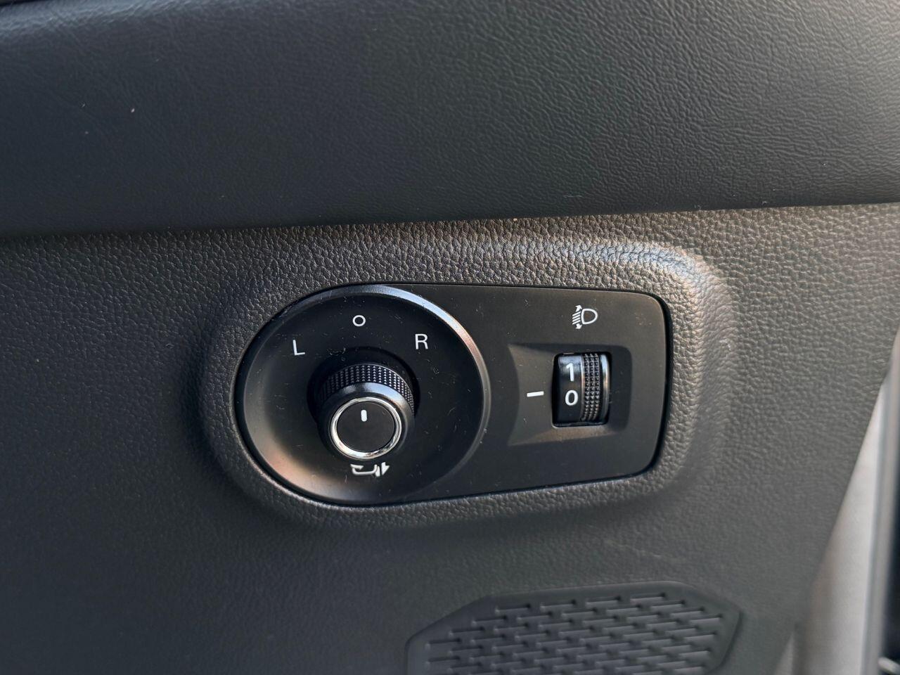MG ZS view 34