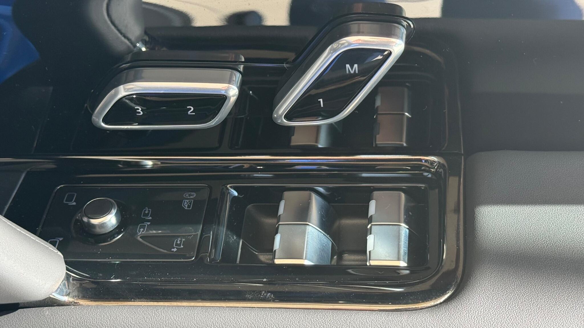 Land Rover Range Rover Sport view 20