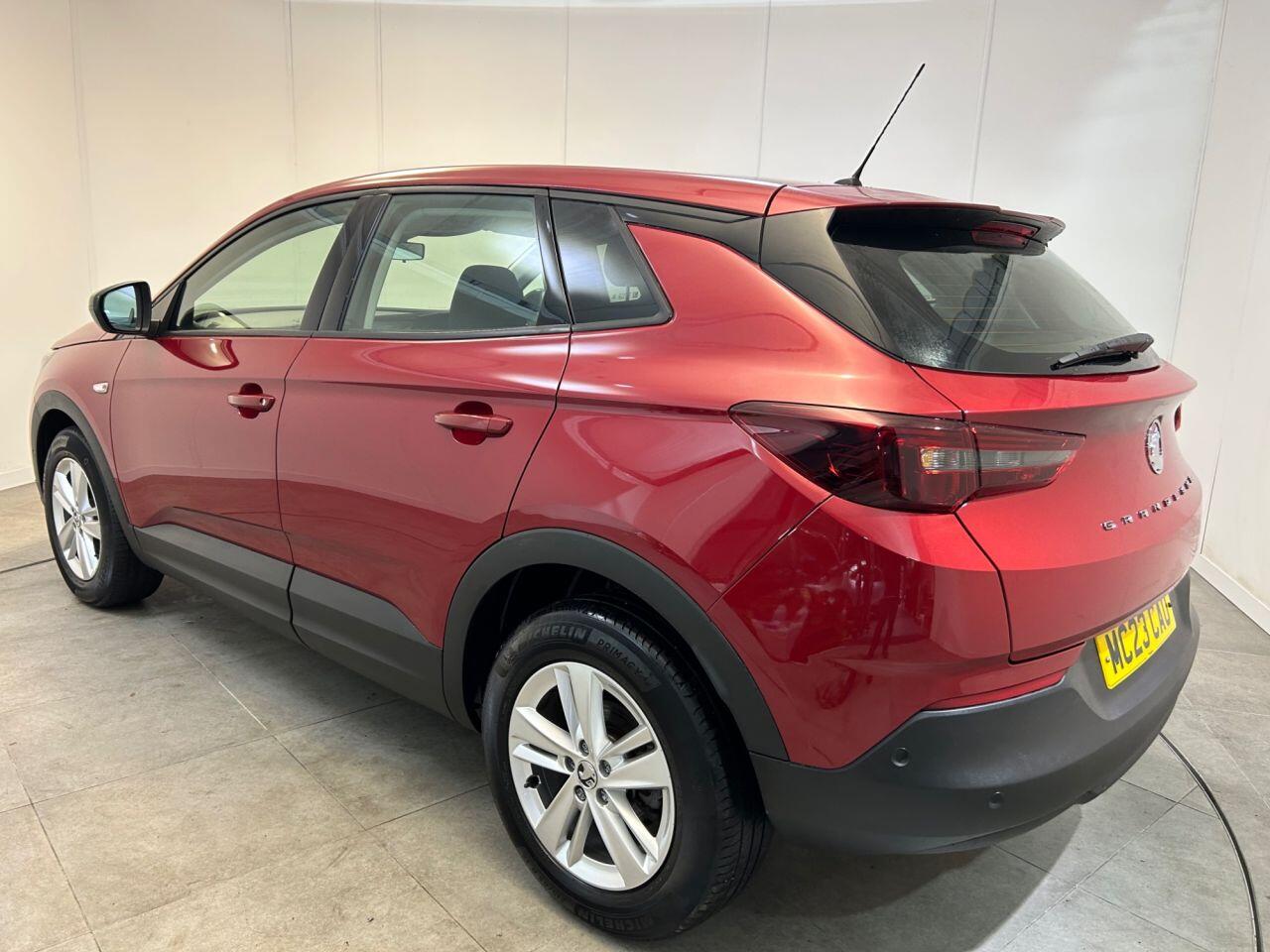 Vauxhall Grandland view 36