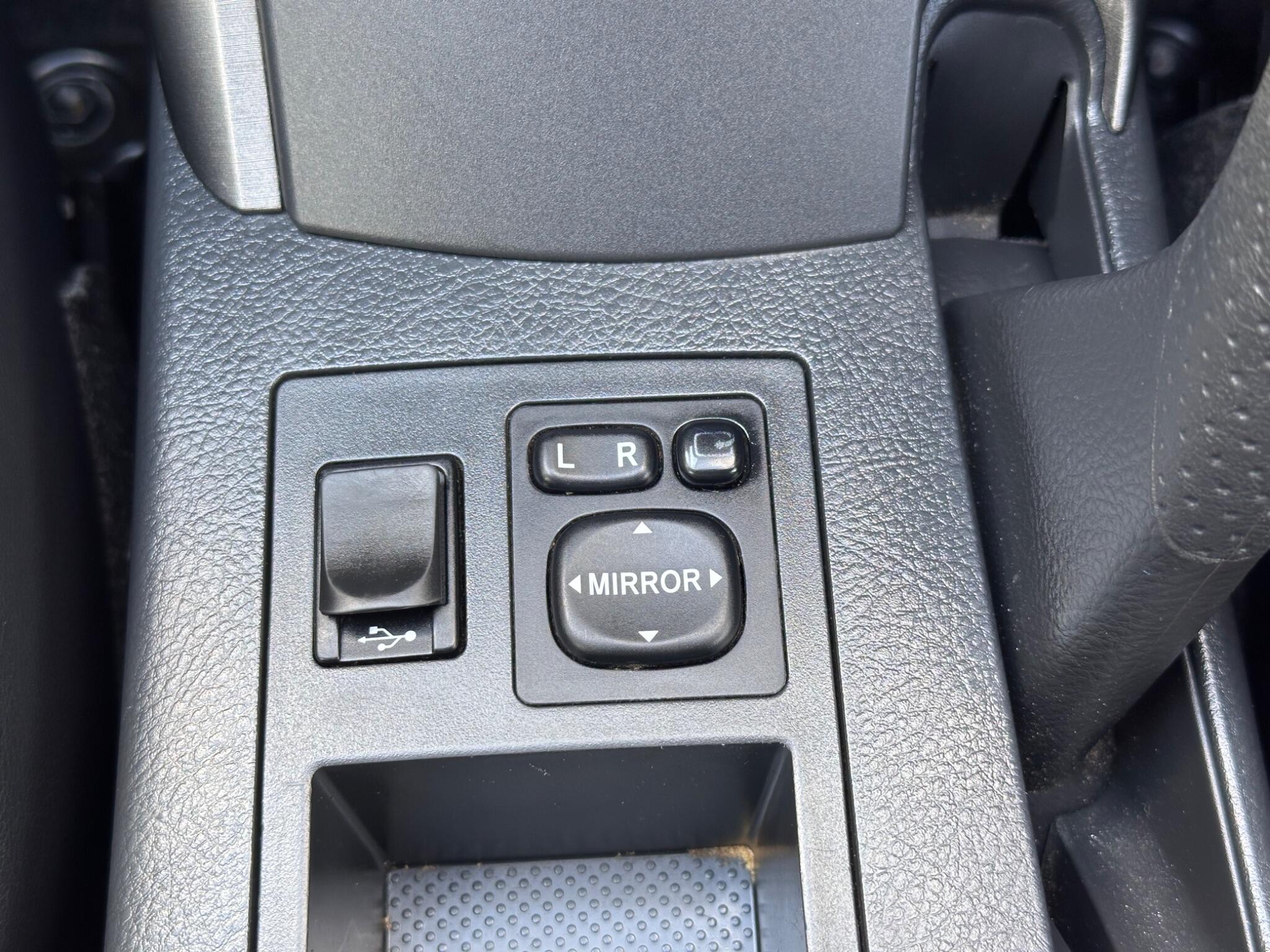 Toyota Rav4 view 40