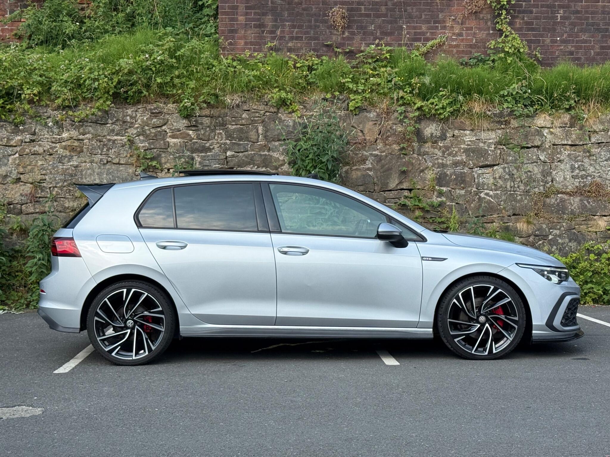 Volkswagen Golf view 7