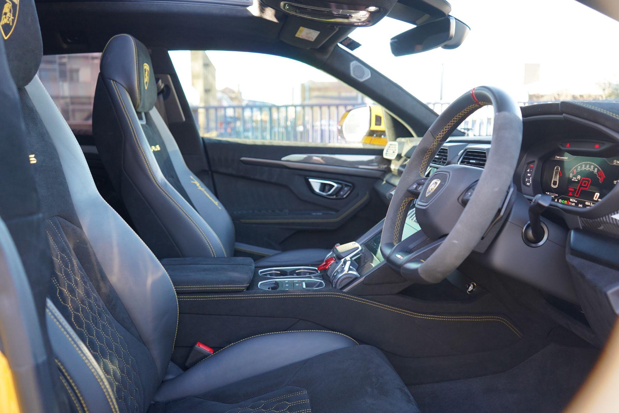 Lamborghini Urus view 20