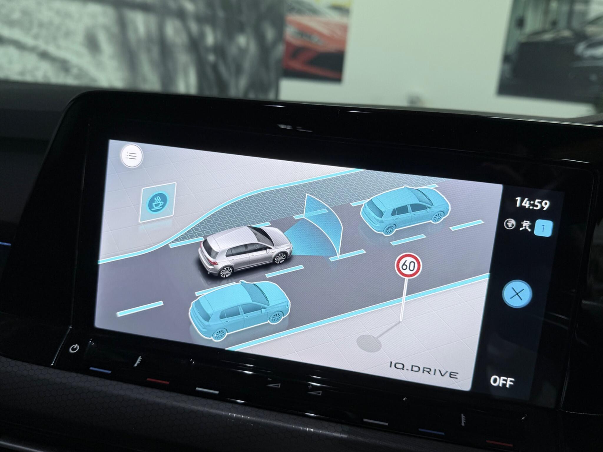 Volkswagen Golf view 30