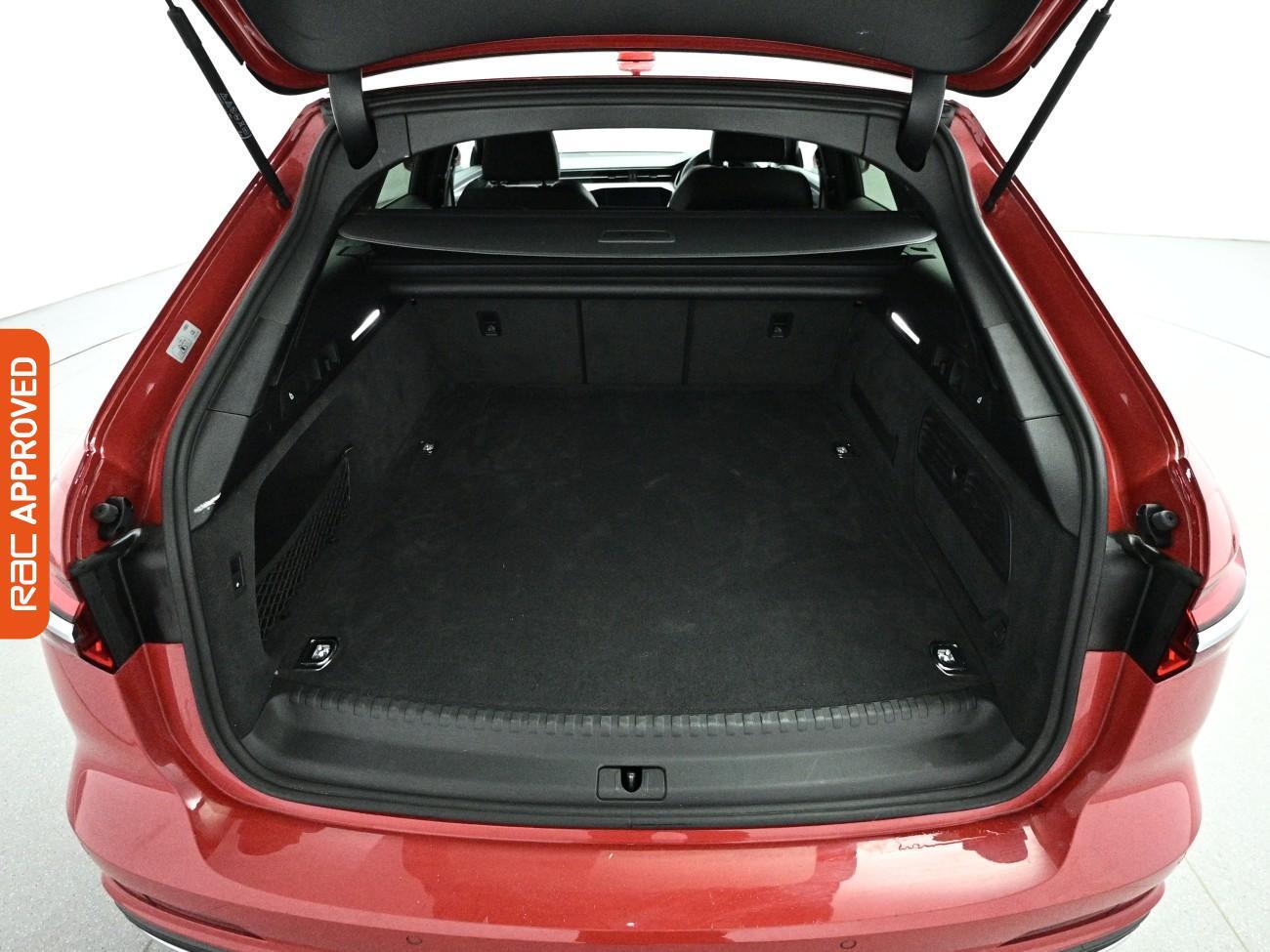 Audi A6 view 29