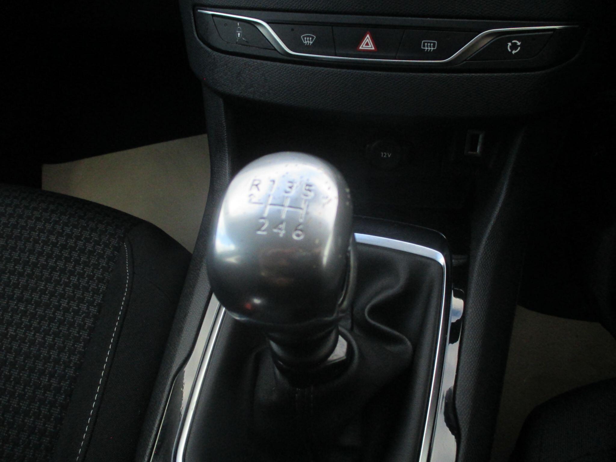 Peugeot 308 SW view 36