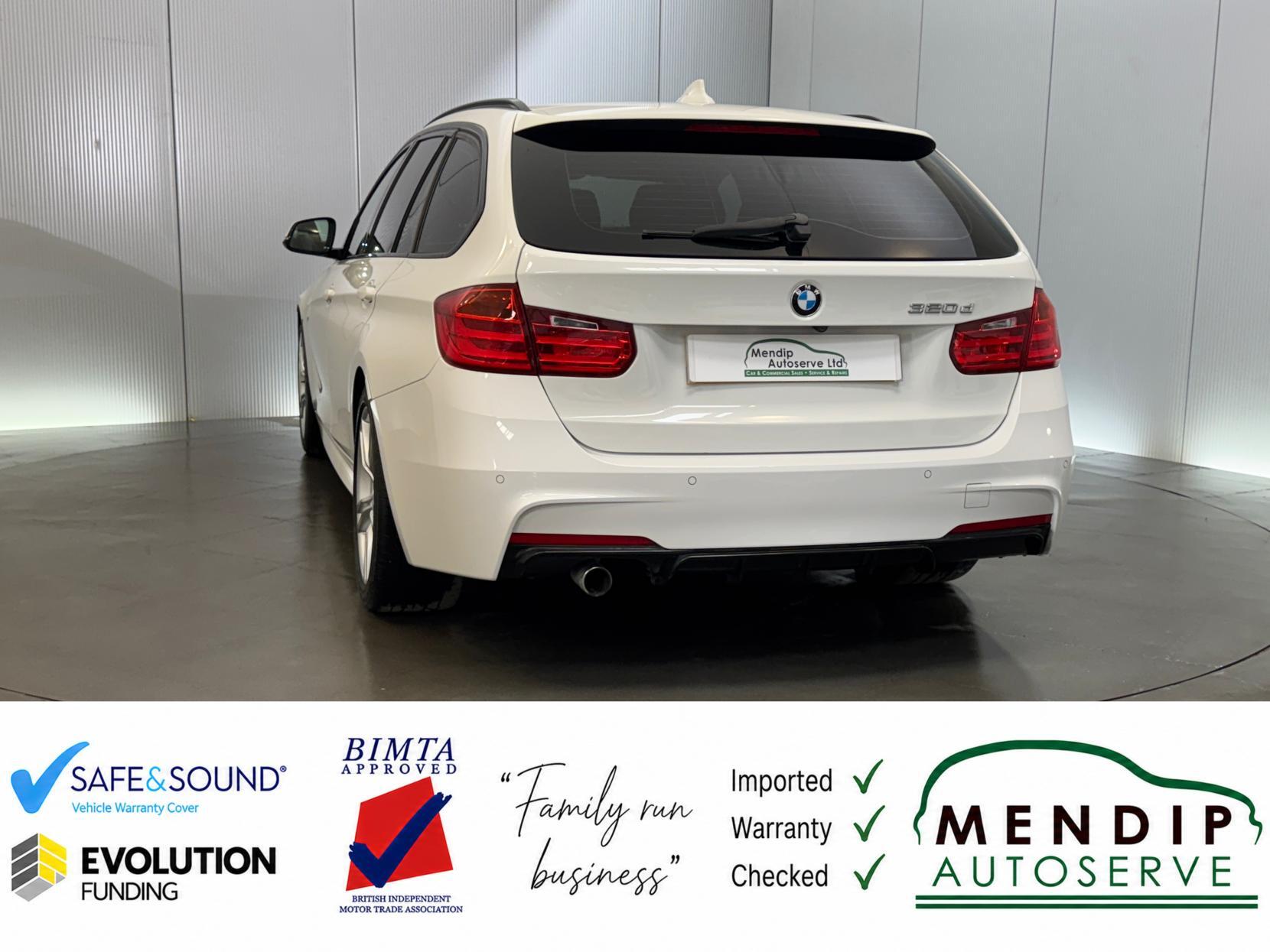 BMW 3 Series view 16