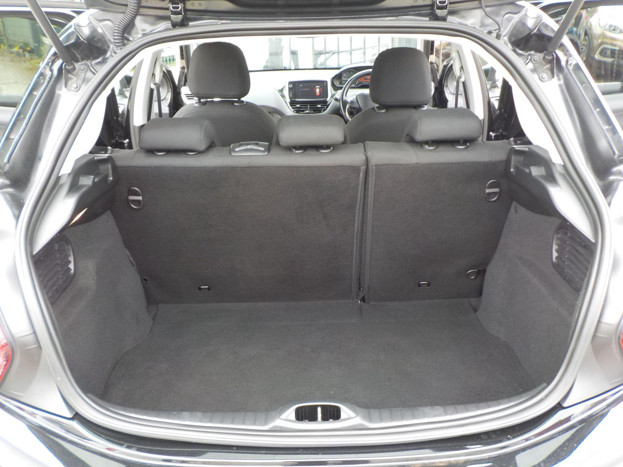 Peugeot 208 1.2 PureTech Tech Edition Euro 6 (s/s) 5dr
