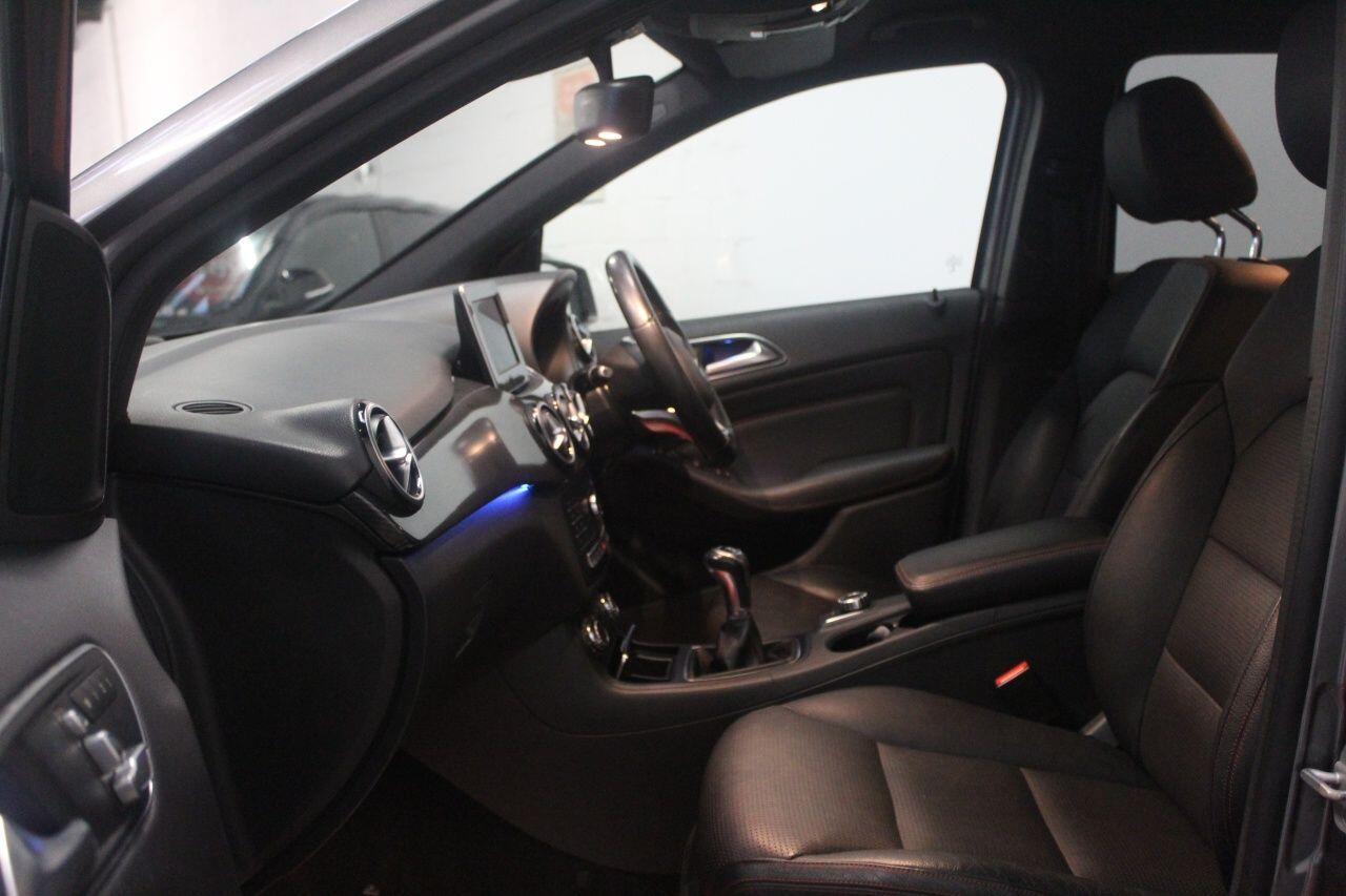 Mercedes-Benz B-Class view 43