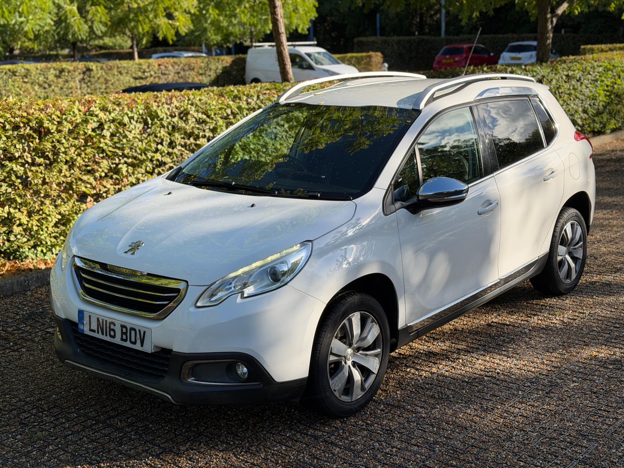 Peugeot 2008 view 15