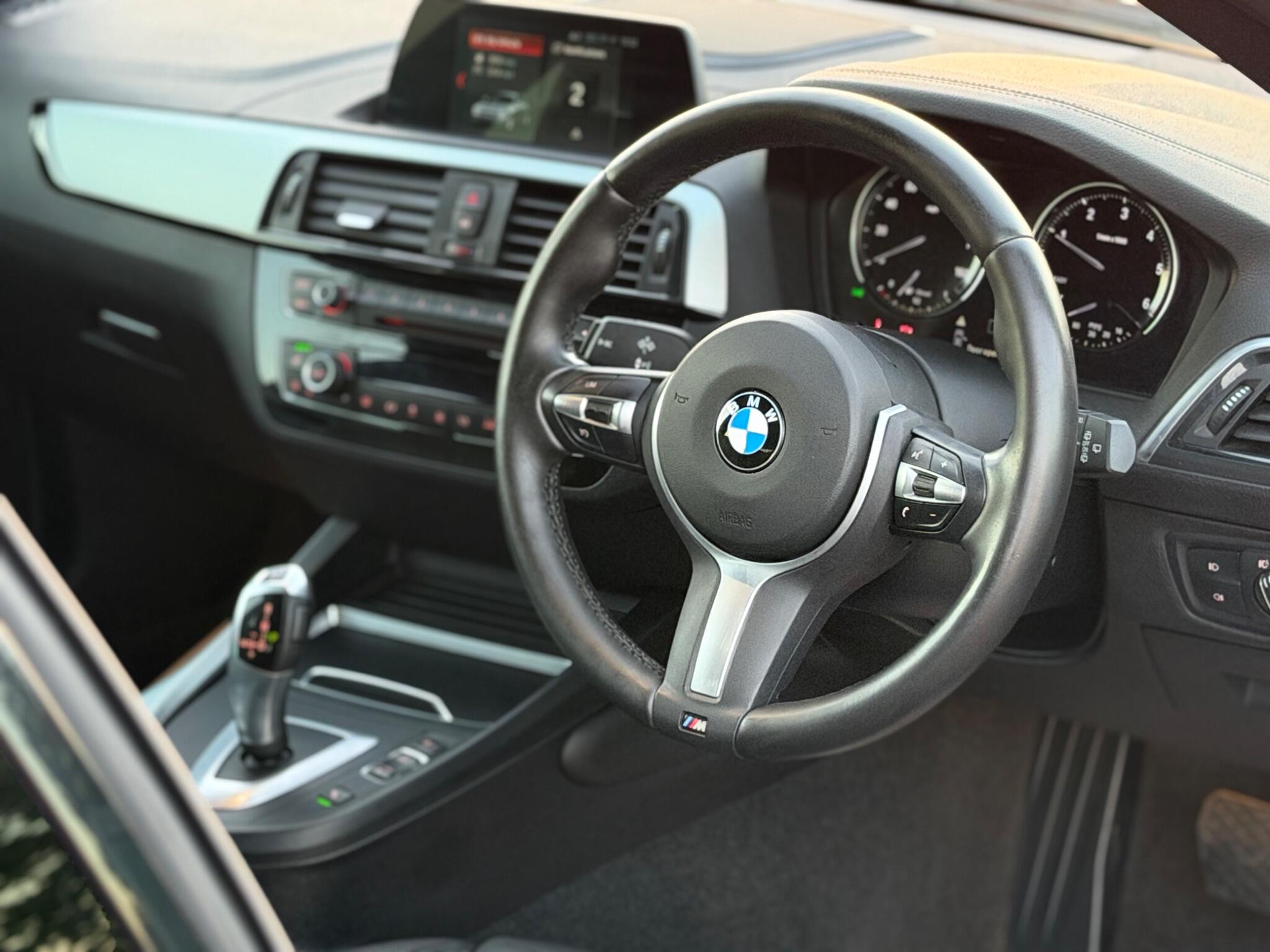 BMW 1 Series view 31