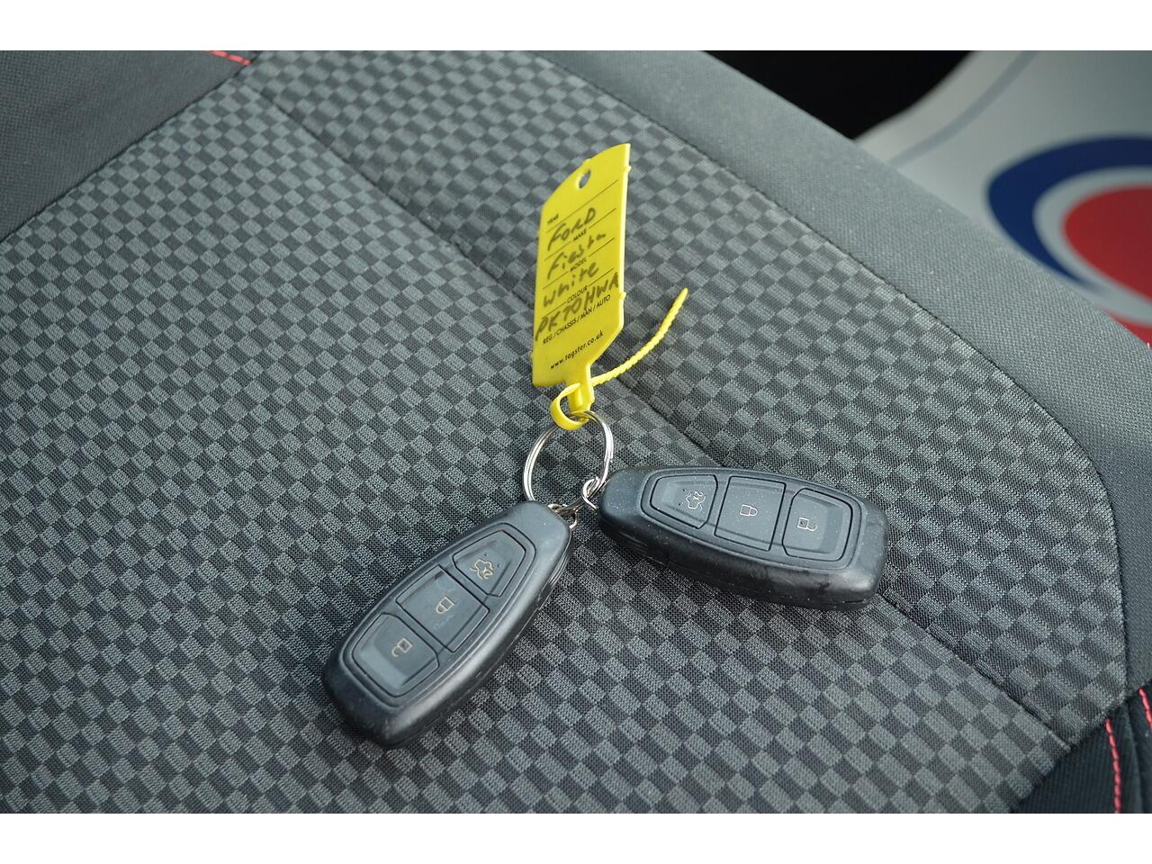 Ford Fiesta view 34