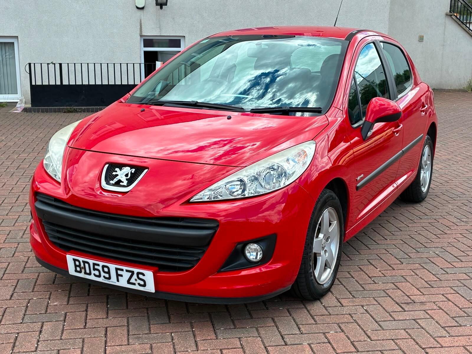 Peugeot 207 view 9