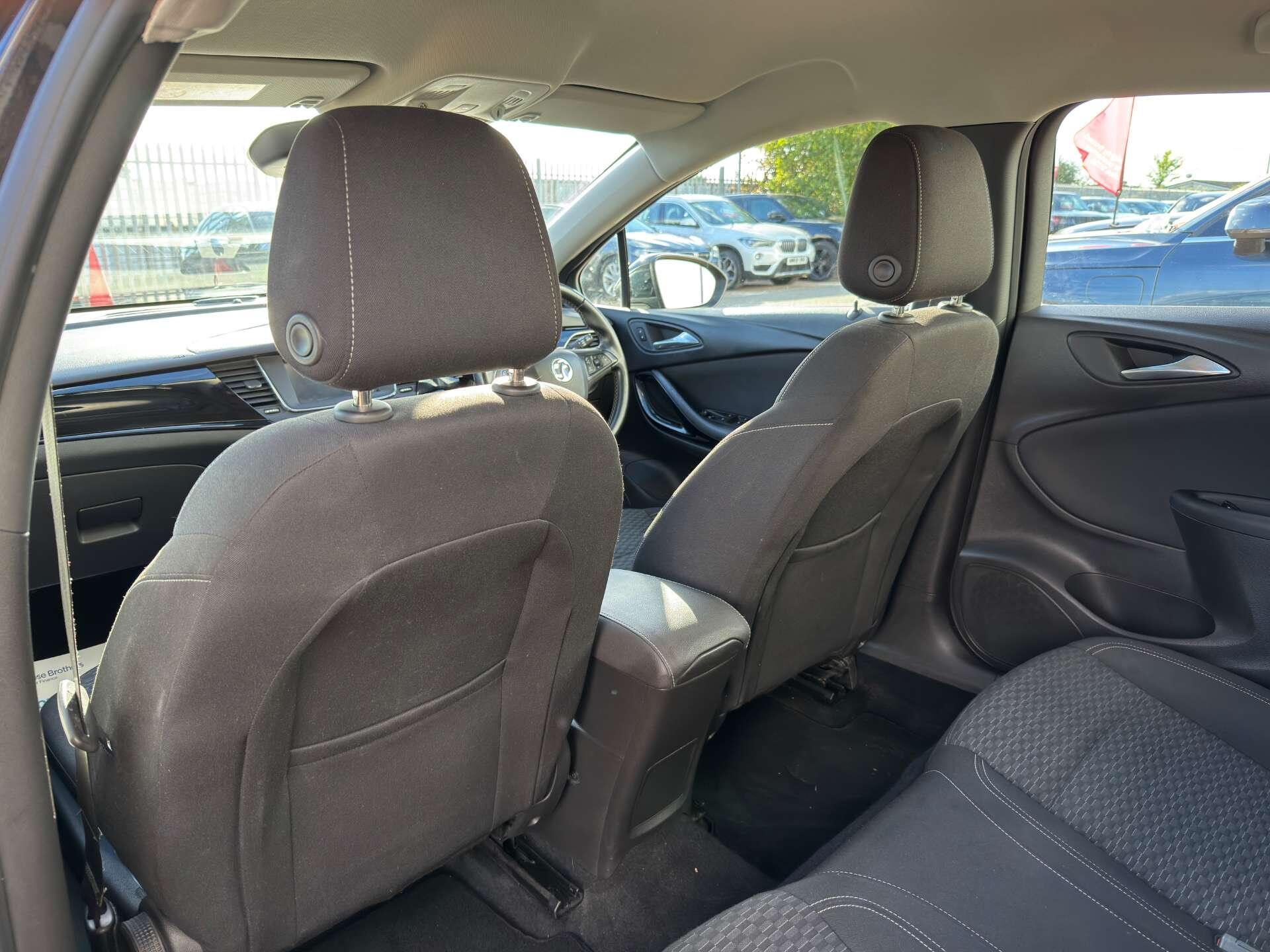 Vauxhall Astra view 45