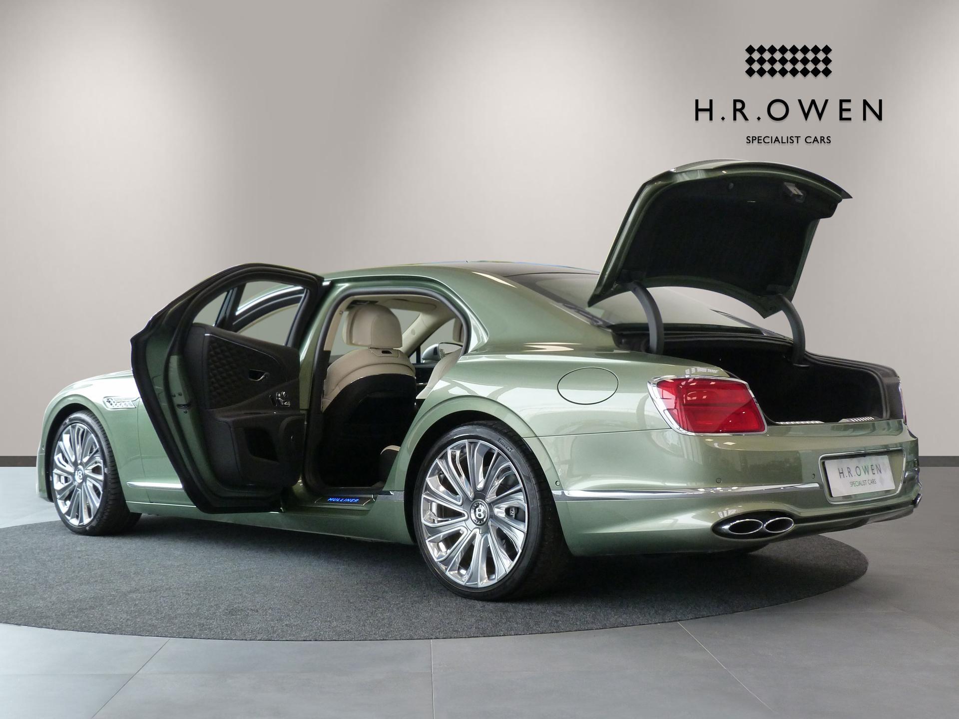 Bentley Flying Spur view 10